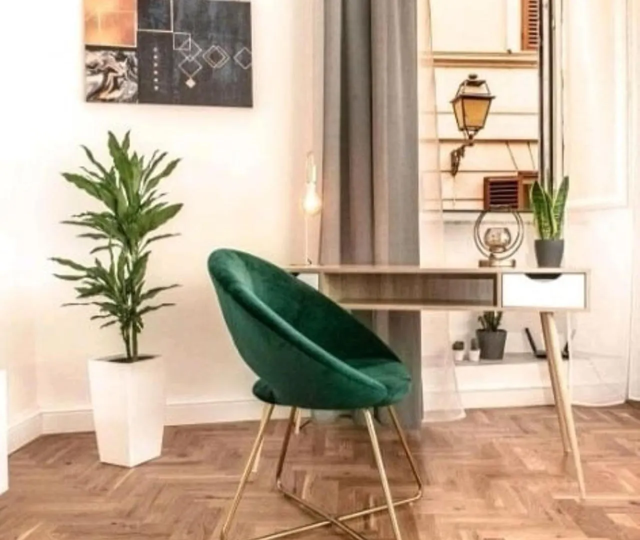 Campo De'Fiori-Rome By Foot Charming Apartment Aircwif Netflix
