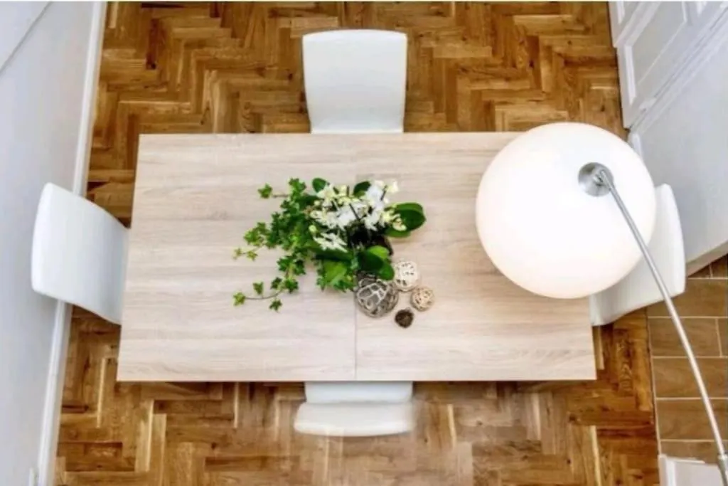 Campo De'Fiori-Rome By Foot Charming Apartment Aircwif Netflix Italy