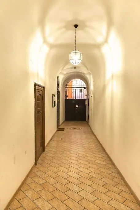 Campo De'Fiori-Rome By Foot Charming Apartment Aircwif Netflix 0*, Rome Italy